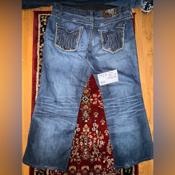 MEK Jeans - Picture 2 of 3